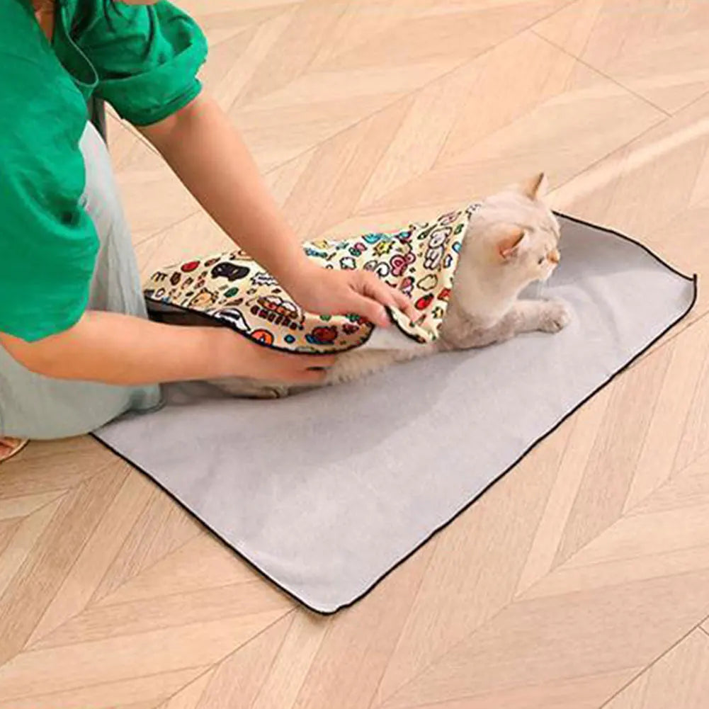 Cat Grooming Wrap Blanket – Anti Scratch & Anti Escape Helper